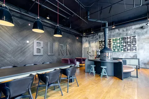 77 NE Grand Ave #631, Portland, OR 97232