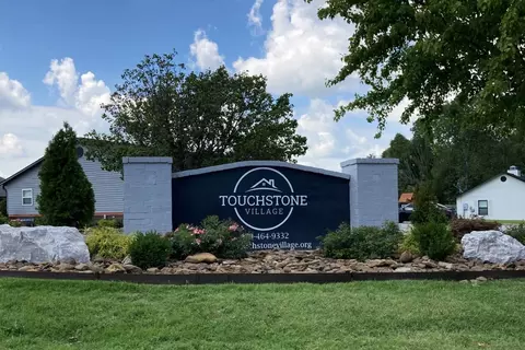 501 SW 20th St #D603-05, Bentonville, AR 72712
