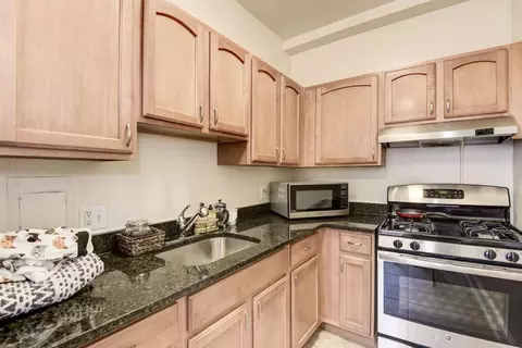 3032 Rodman St NW #22, Washington, DC 20008