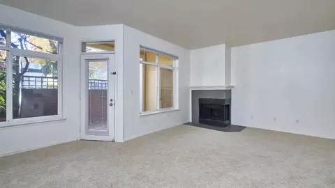 16340 NE 83rd St #220, Redmond, WA 98073