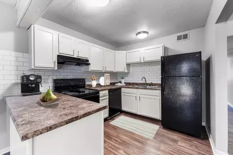 8951 Reeder St #1307, Overland Park, KS 66214