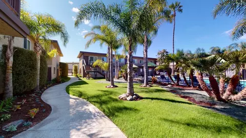 17301 Keelson Ln #301_30, Huntington Beach, CA 92647