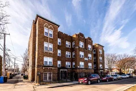 1815 W 77th St #1821-3, Chicago, IL 60620