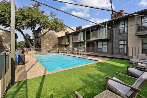 10501 Steppington Dr #221, Dallas, TX 75230