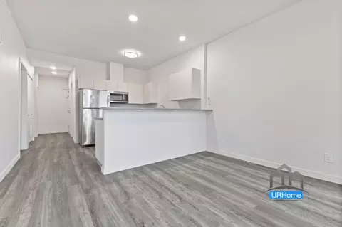 1728 NE 45th Ave #101, Portland, OR 97213