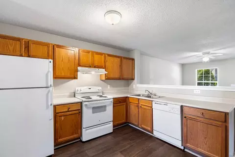 1110 Williamsboro St #906, Oxford, NC 27565