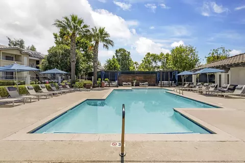 2400 Ridgeview Dr #209, Chino Hills, CA 91709