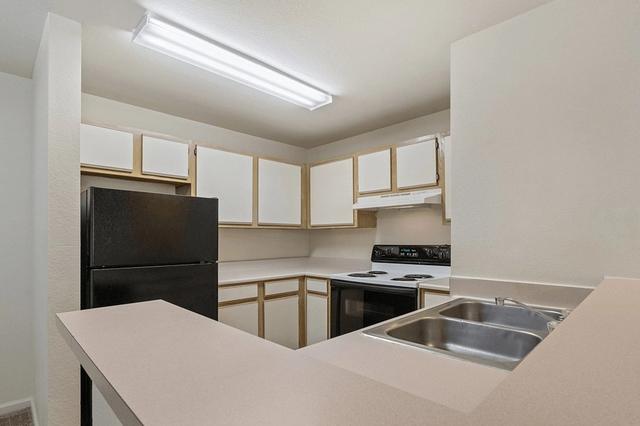 1320 N Arlington Park Dr #00816, Bloomington, IN 47404