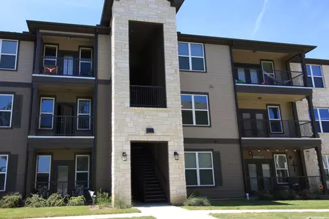 1133 Boyd Rd #9-207, Azle, TX 76020