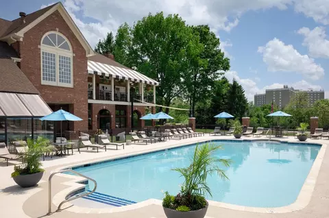 6800 Steeprun Rd #LB3015, Louisville, KY 40241