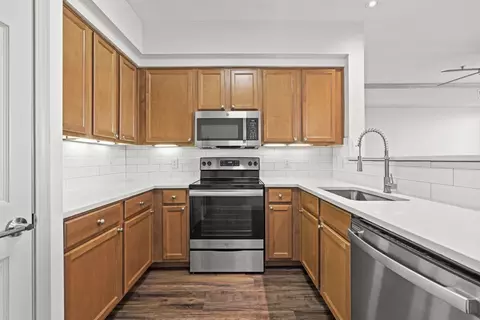 17410 W 86th Ter #12205, Lenexa, KS 66219