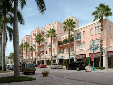 401 NE Mizner Blvd #H612, Boca Raton, FL 33432