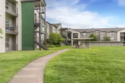 90 Commons Dr, Eugene, OR 97401 photo 22