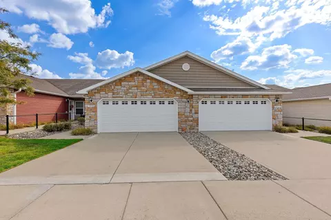 1744 Ella Ln #3808, Howell, MI 48843