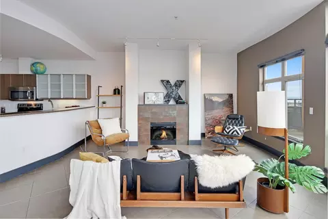 1818 E Madison St #312, Seattle, WA 98122