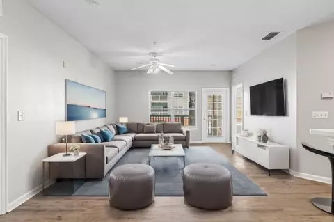 7777 Normandy Blvd #611, Jacksonville, FL 32221