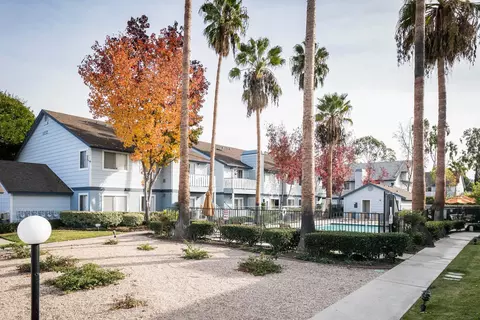 525 E Camden Ave #52, El Cajon, CA 92020