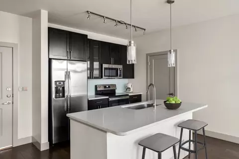 4690 S Lakeshore Dr #2035, Tempe, AZ 85282