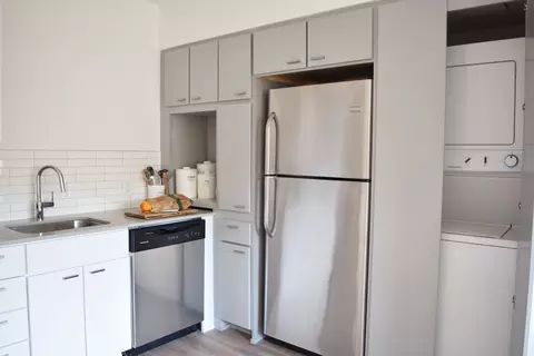 12 E Armour Blvd #210, Kansas City, MO 64111