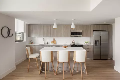 2233 Hollywood Blvd #103, Hollywood, FL 33020