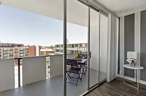1321 Marshall St #501, Redwood City, CA 94063