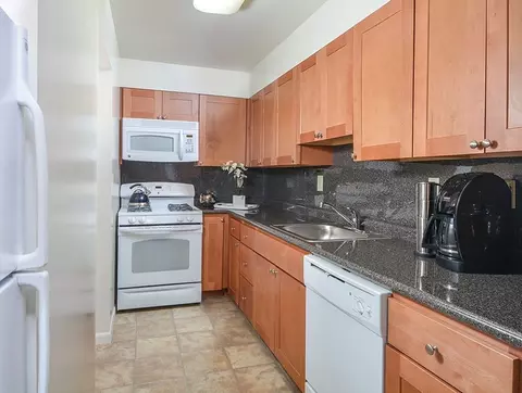 284 Iven Ave #2A, Wayne, PA 19087 photo 29