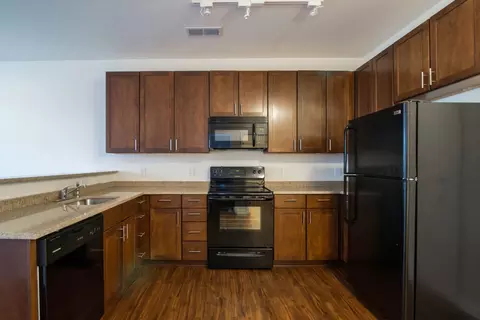 109 W Catherine St #307, Charlotte, NC 28203
