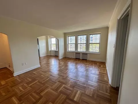 3955 Bigelow Blvd #ROYAL YORK 916, Pittsburgh, PA 15213