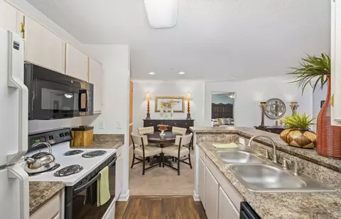 7601-7820 Holliswood Ct #000324, Charlotte, NC 28217