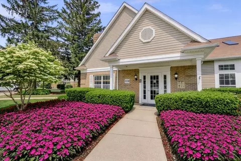 3510 Pheasant Run Cir #3583-3, Ann Arbor, MI 48108