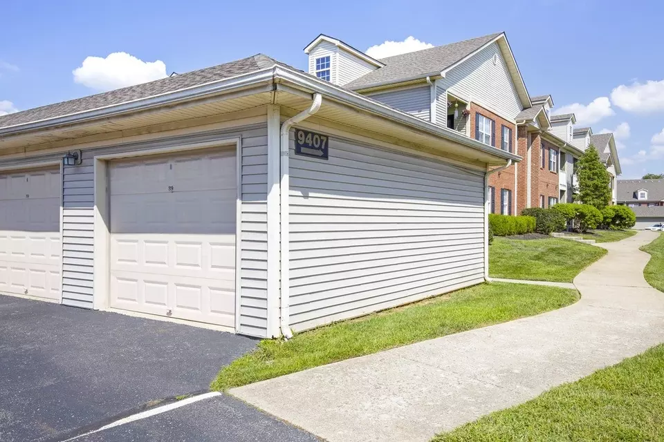  9606 Clubview Dr #9312202M, Louisville, KY 40291 photo 12