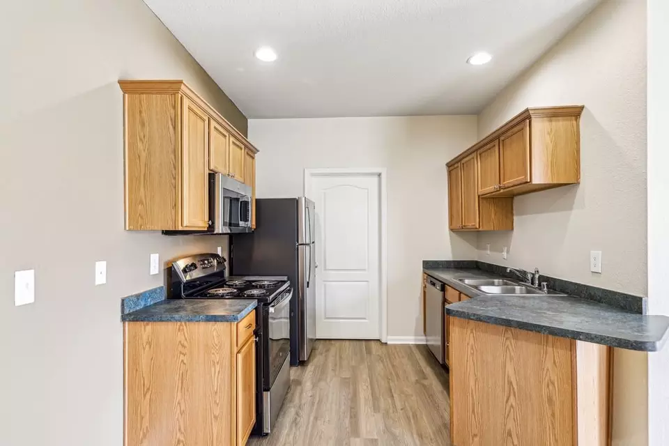  9606 Clubview Dr #9312202M, Louisville, KY 40291 photo 5