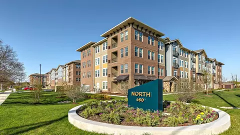 680 E Algonquin Rd #1402, Schaumburg, IL 60173 photo 15
