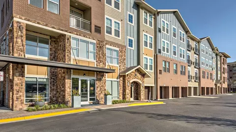 680 E Algonquin Rd #1402, Schaumburg, IL 60173 photo 17