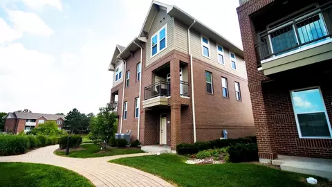 680 E Algonquin Rd #1402, Schaumburg, IL 60173 photo 20