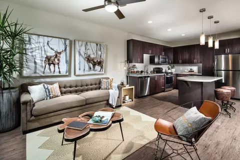 111 W Harrison St #225, Corona, CA 92880