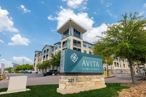 327 W Sunset Rd #2256, San Antonio, TX 78209