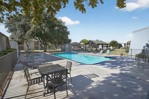 2901 Sunset Dr #26-26C, San Angelo, TX 76904