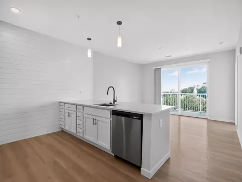 200 S Main St #412, Kannapolis, NC 28081