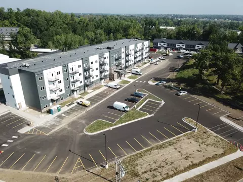 648 Marion Blvd #648-215, Marion, IA 52302