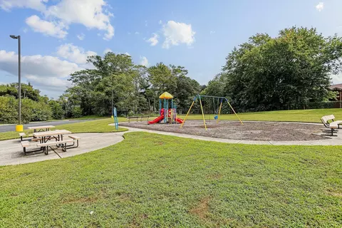 100 A Valley Dr #100-29, Milford, DE 19963