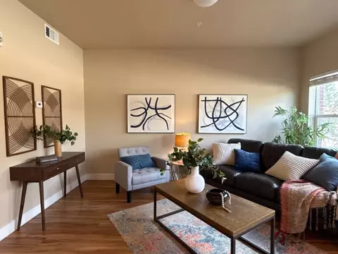 221 303 W Prospect Rd #221-210, Fort Collins, CO 80526