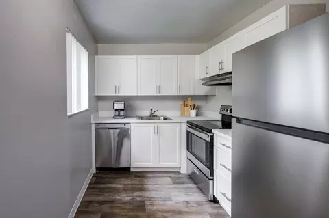 555 Kirk Rd #B103, Palm Springs, FL 33461
