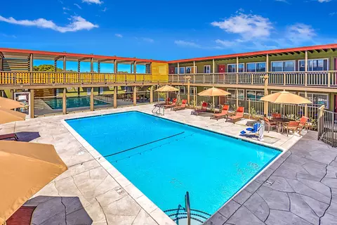 930 Casanova Ave #930-10, Monterey, CA 93940