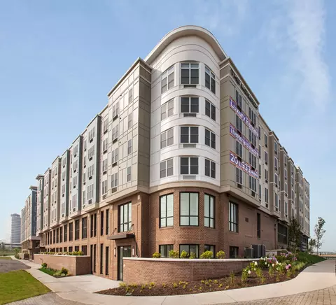 100 120 Schindler Ct #272, East Rutherford, NJ 07073