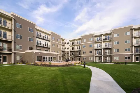 1919 Howard Rd #209, Auburn, WA 98002