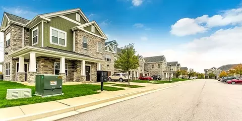 200 Clear Blossom Dr #600-606, Elkton, MD 21921