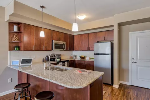 1601 NW 38th St #300, Kansas City, MO 64116