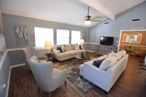 1045 Flynt Dr #R4, Flowood, MS 39232