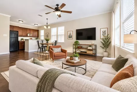1200 College Ave #104, Fort Worth, TX 76104